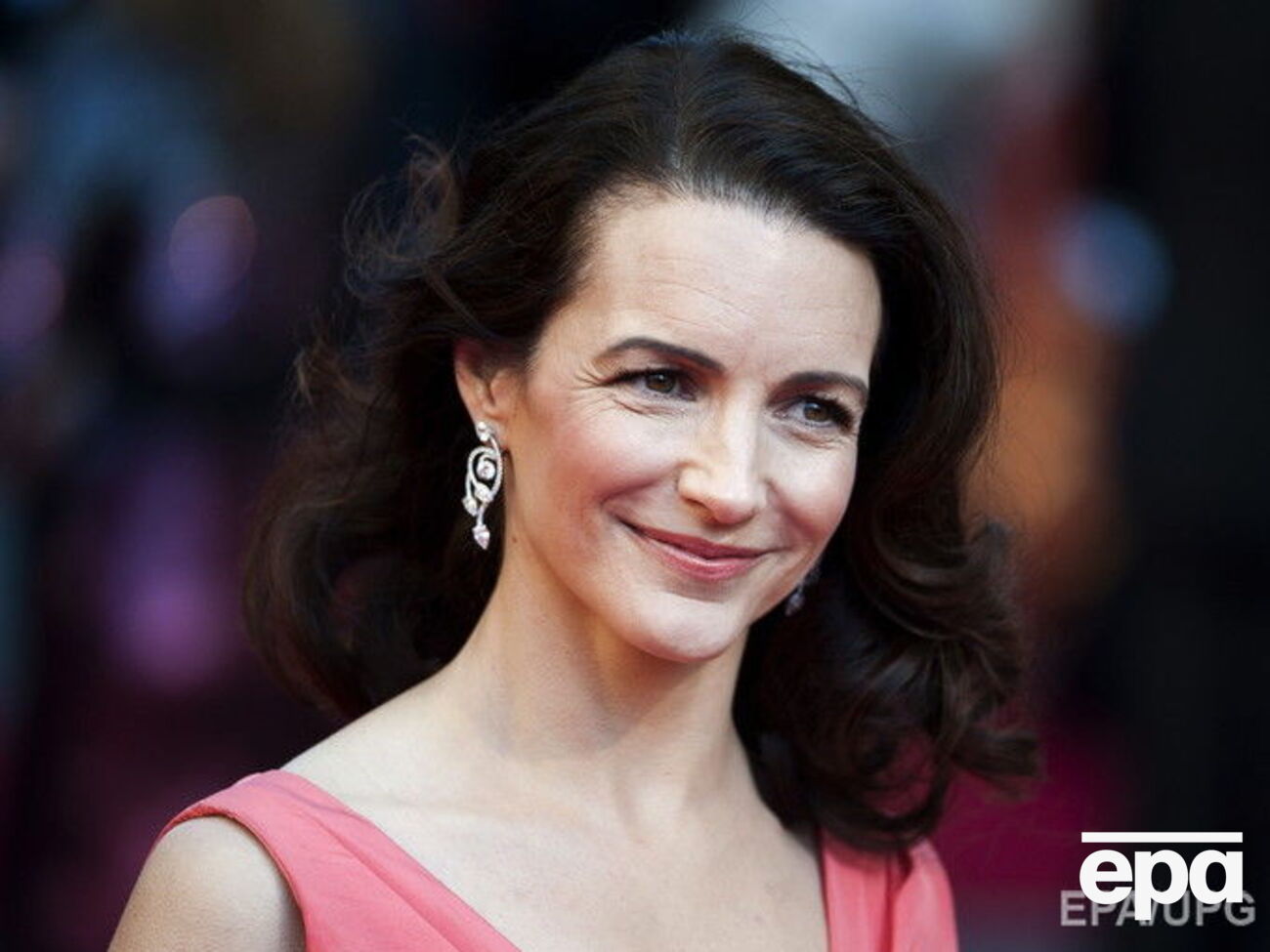 Дэвис займется проблемами беженцев