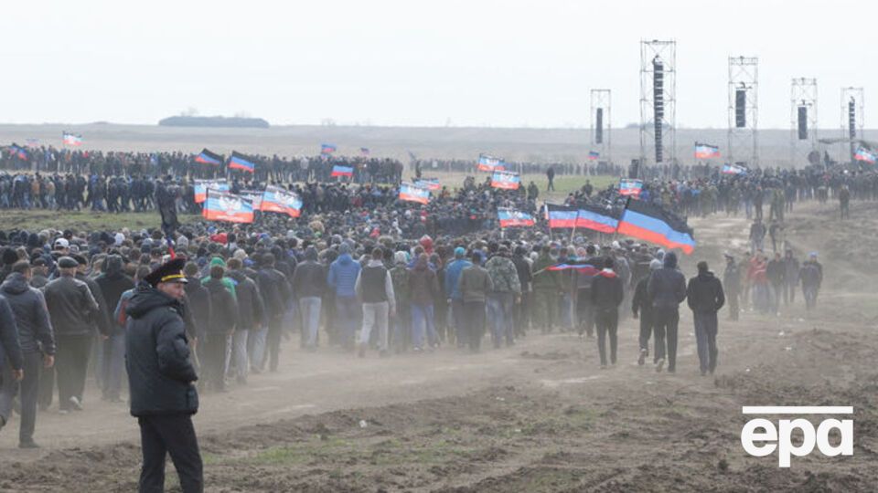 "Збори військовозобов'язаних ДНР" проводили для камер росЗМІ