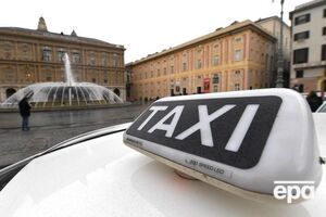 Суд поддержал жалобу профсоюзов такси Италии относительно запрета приложения Uber