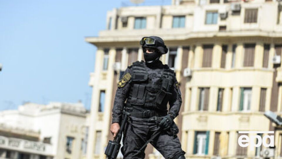 Правоохранители пока не выяснили причины взрыва в церкви Египта