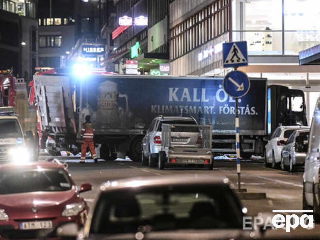 7 апреля в Стокгольме в толпу въехал грузовой автомобиль