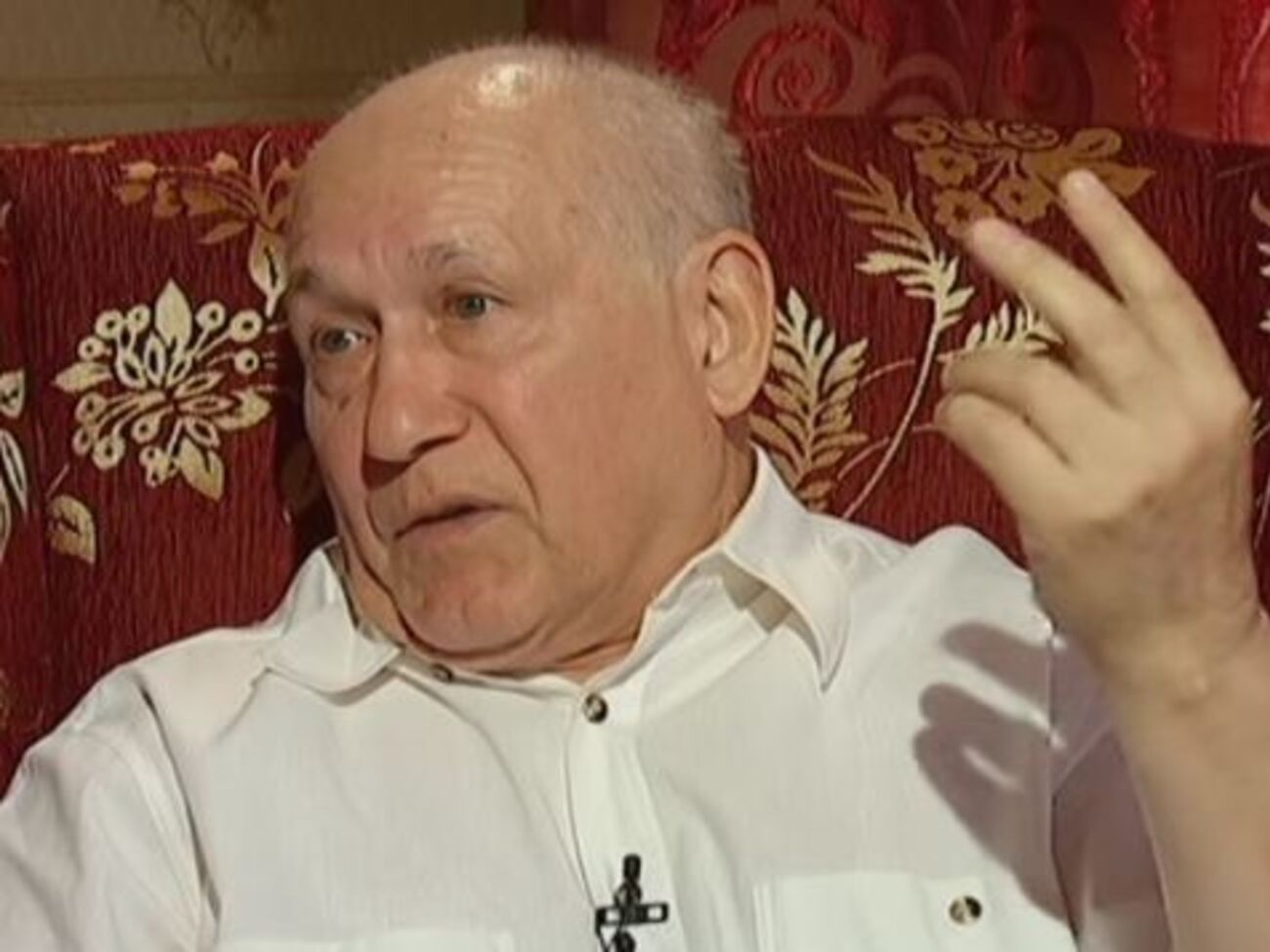 Ханок считает, что с исполнителями необходимо заключать новый договор