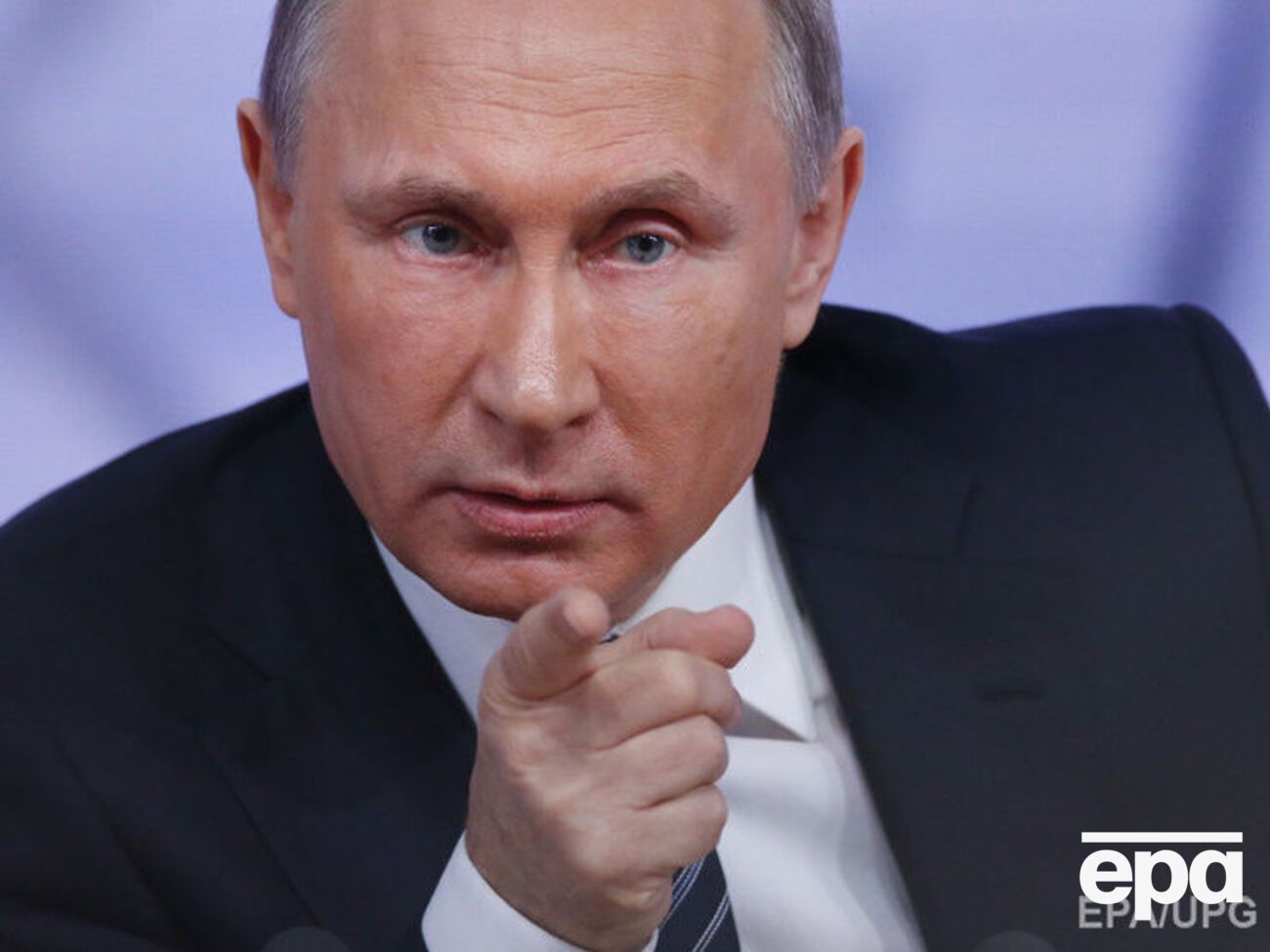 Путін підписав указ, яким звільнив із керівних посад 12 генералів