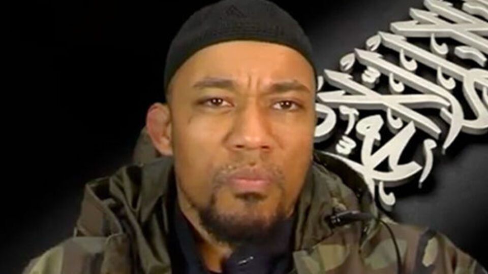 Кусперт до вступу в ІДІЛ випустив у Німеччині три реп-альбоми