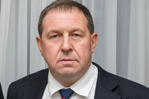 Ілларіонов: Яскравою ілюстрацією катастрофічної втрати довіри до національної банківської системи стали результати е-декларування українських політиків і держчиновників, які тільки офіційно визнали зберігання у себе готівки на суму не менше ніж $2 млрд