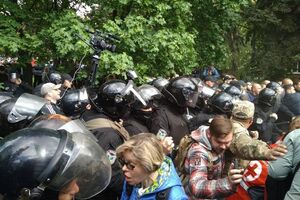 В полиции заявили, что не хотели допустить массовых беспорядков