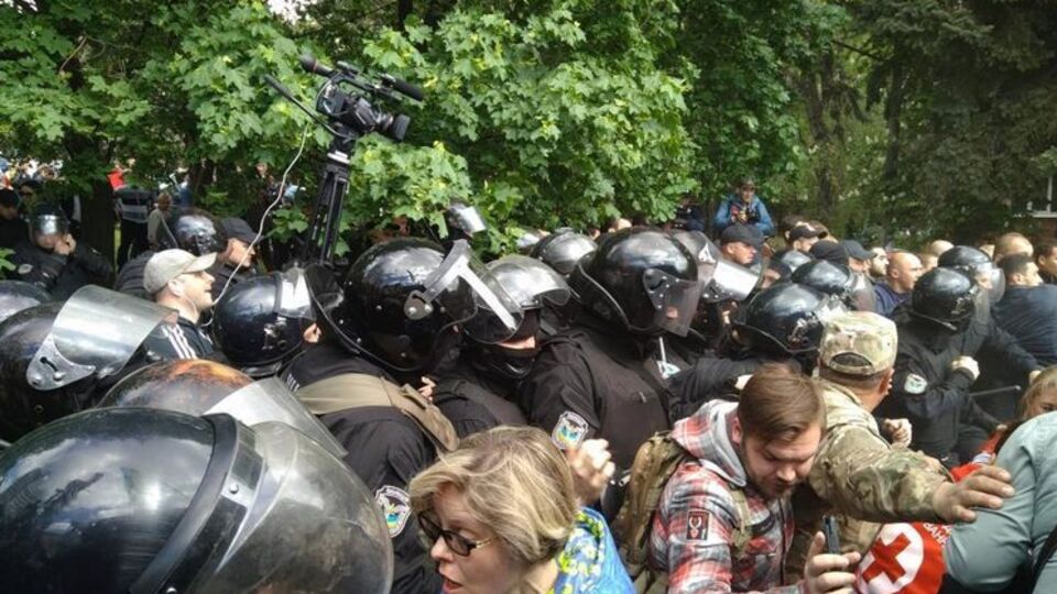 В полиции заявили, что не хотели допустить массовых беспорядков