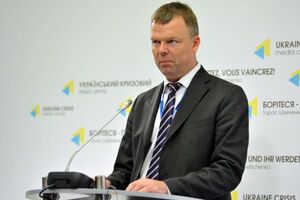 Хуг звинуватив сторони конфлікту в Україні в недотриманні Мінських угод