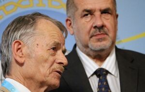 Джемилев и Чубаров вместе с политиками и юристами начали подготовку конституционного законопроекта о Крыме