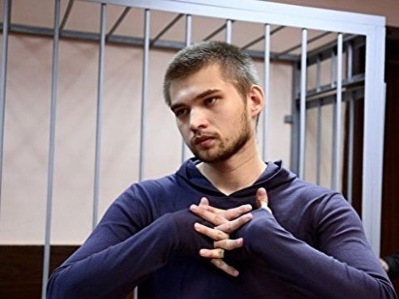 По мнению суда, Соколовский, "обладая специальными техническими познаниями, загружал ролики в интернет"