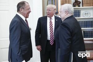 У Білому домі стверджують, що ця фотографія Лаврова, Трампа і Кисляка не повинна була потрапити у пресу