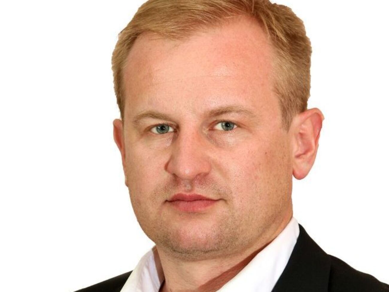 Оверко заявил, что&nbsp;все квартиры зарегистрировал на свое имя и в дальнейшем намерен их продать