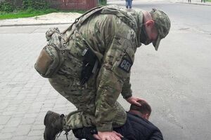 СБУ затримала капітана поліції, який збирав данину з повій