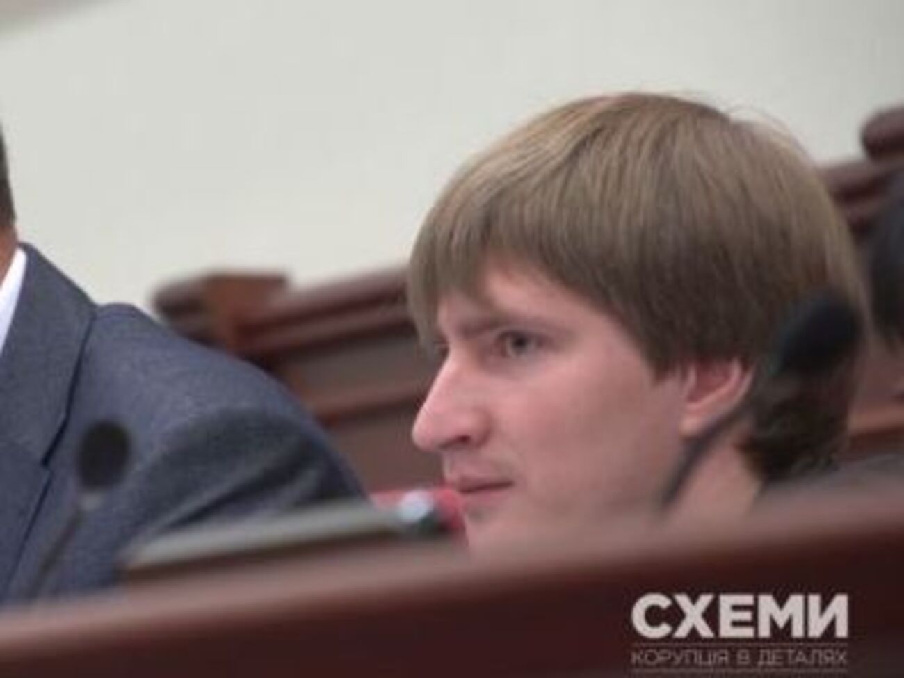 Керівник апарату міської адміністрації, заступник мера Володимир Бондаренко