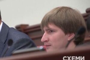 Керівник апарату міської адміністрації, заступник мера Володимир Бондаренко