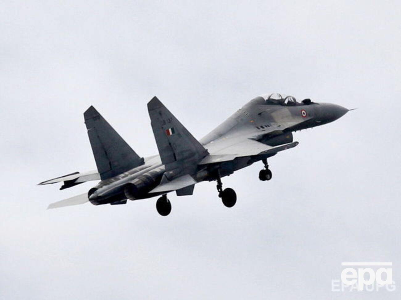 Российский Су-30 приближался к американскому самолету-разведчику над Черным морем