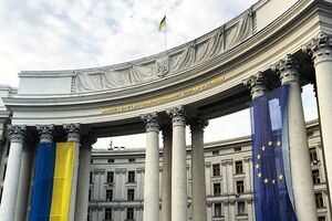 Безвіз із ЄС відкриє для українців можливості безвізових поїздок ще у цілу низку країн, заявили у МЗС України