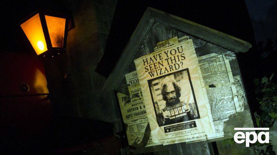 Воры похитили оригинал истории о магах из поттерианы