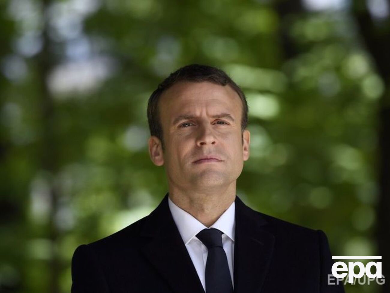 Макрон вступит в должность 14 мая