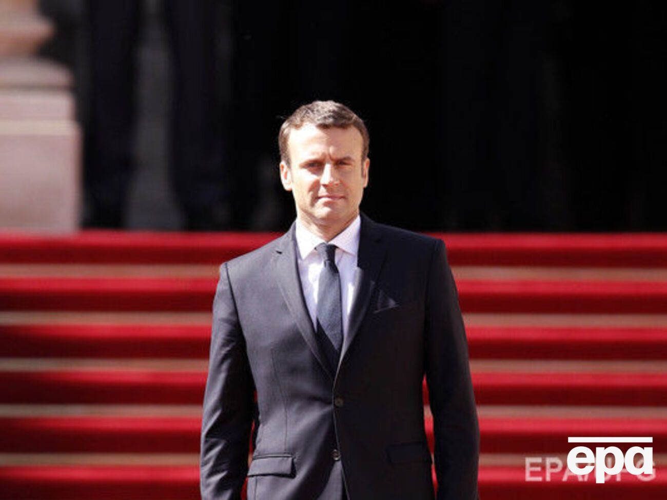 Макрон отметил, что у него "есть постоянное желание примирить всех французов"