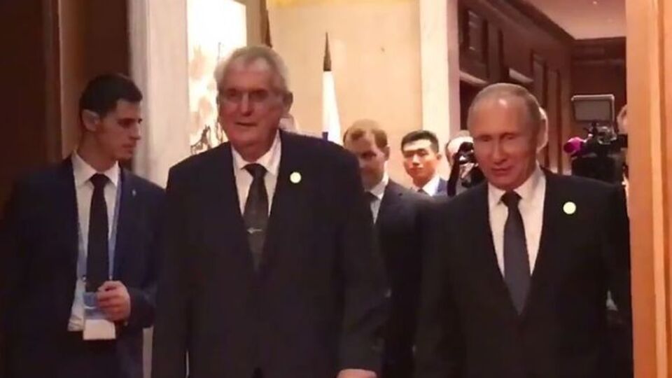 Земан і Путін зустрілися в Китаї
