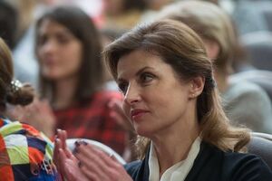 Порошенко рассказала, что никогда не позволит себе нарушить субординацию