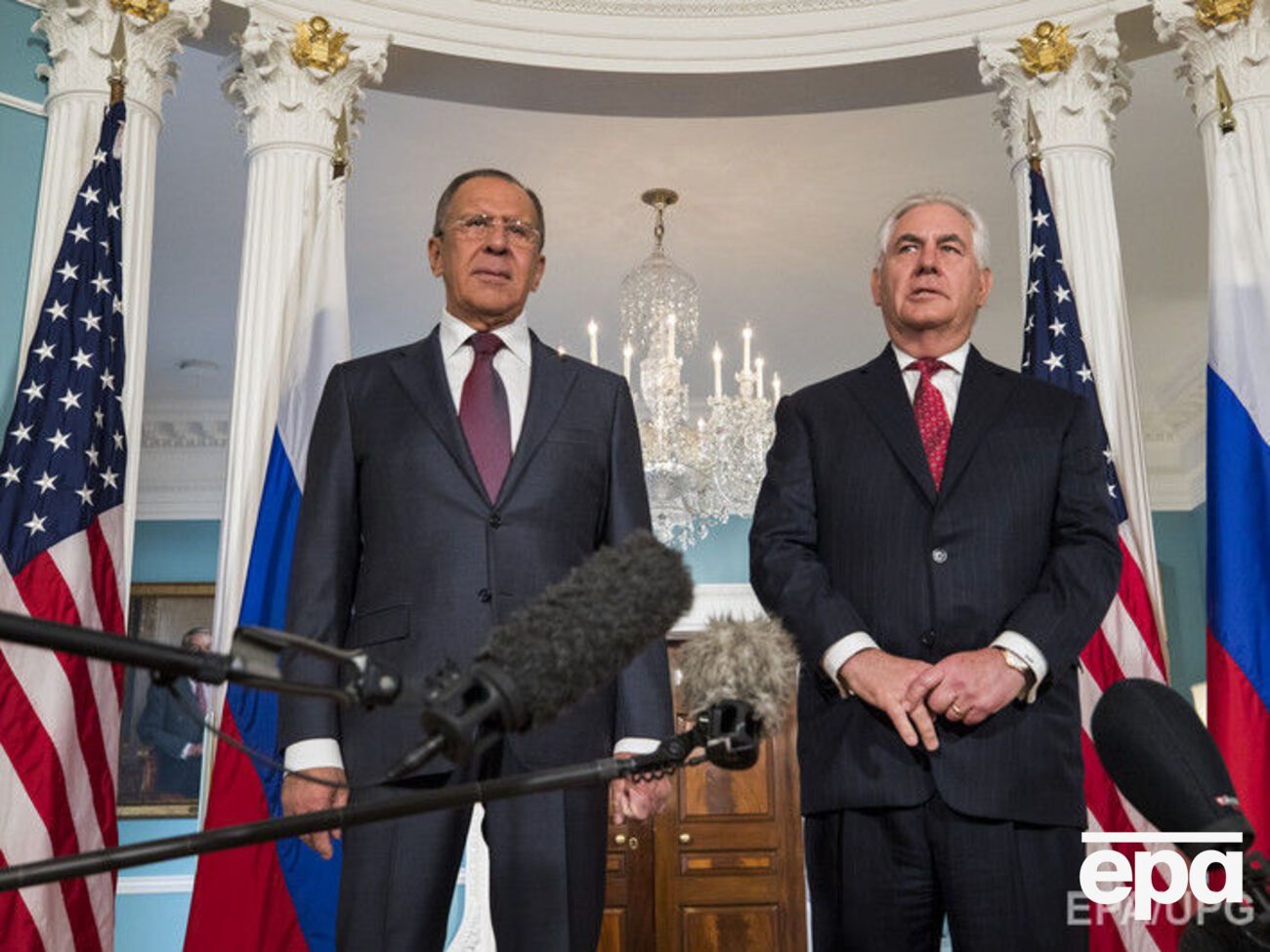 Несколько дней тому назад Тиллерсон встречался с главой МИД РФ Лавровым