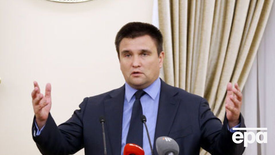 Украина постепенно должна освоить все имеющиеся направления, чтобы "сконцентированно и системно" продвигаться в ЕС