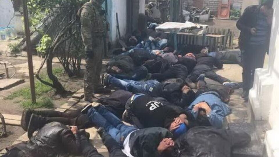 СБУ задержала семь человек