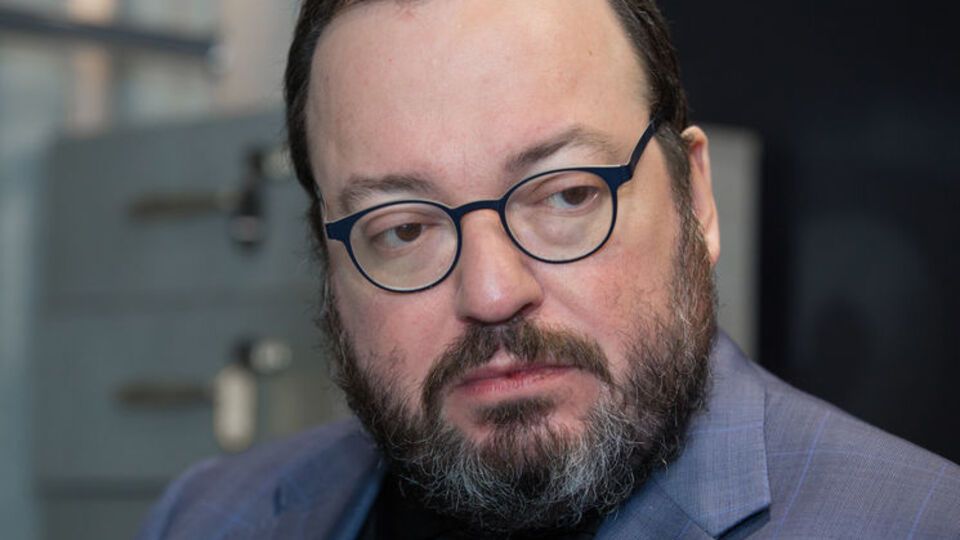 Белковский: Выбрать между Медведевым и Дюминым – я вам скажу, что в сортах фиалок не разбираюсь