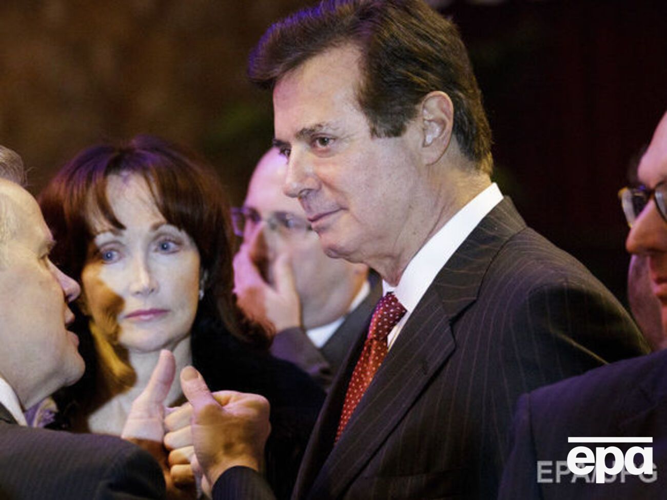 Манафорт возглавлял штаб Трампа с марта по август 2016 года