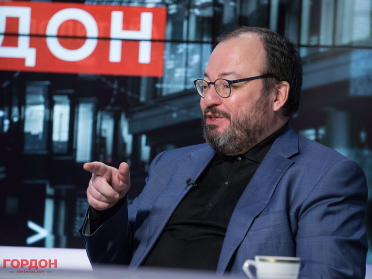 Путін справді ставиться до України як до дружини, яка його покинула