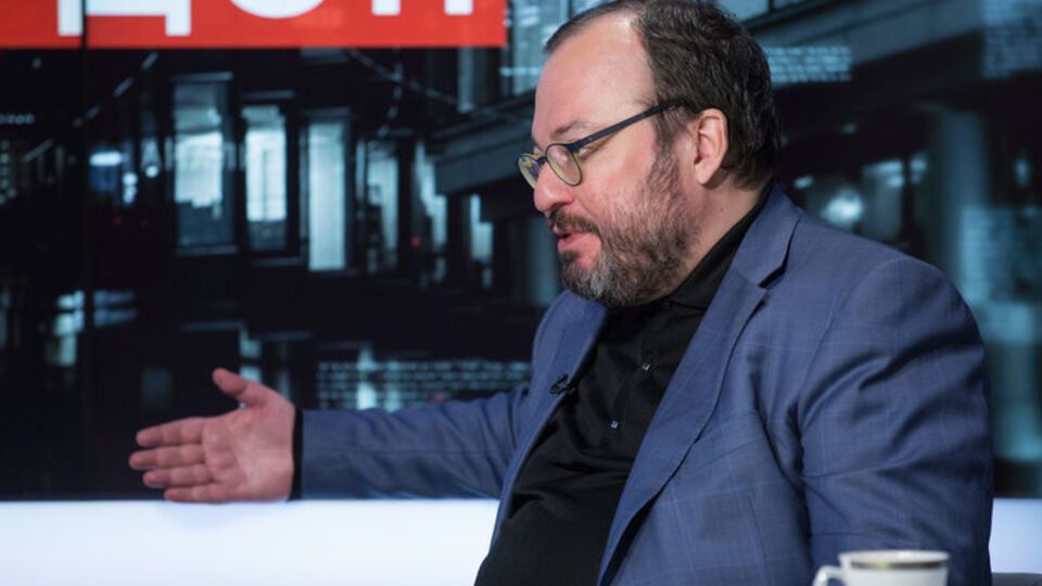 Бєлковський: Треба ж якось прилаштувати дружину