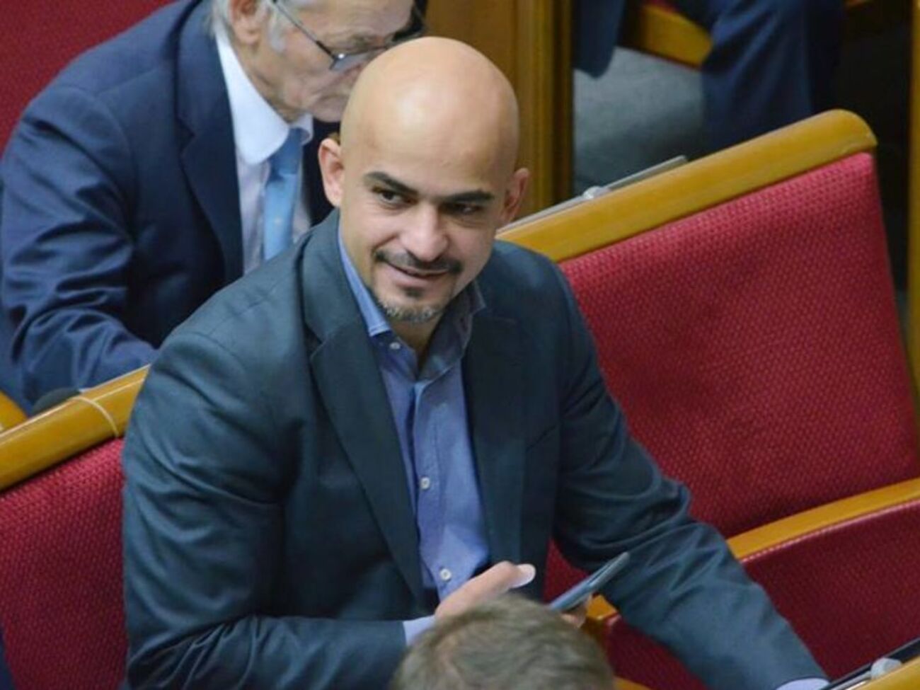 Не розумію, чому заборонили "1С". Це 80% бізнесу в країні. Звідки стільки зневаги до свого народу?!