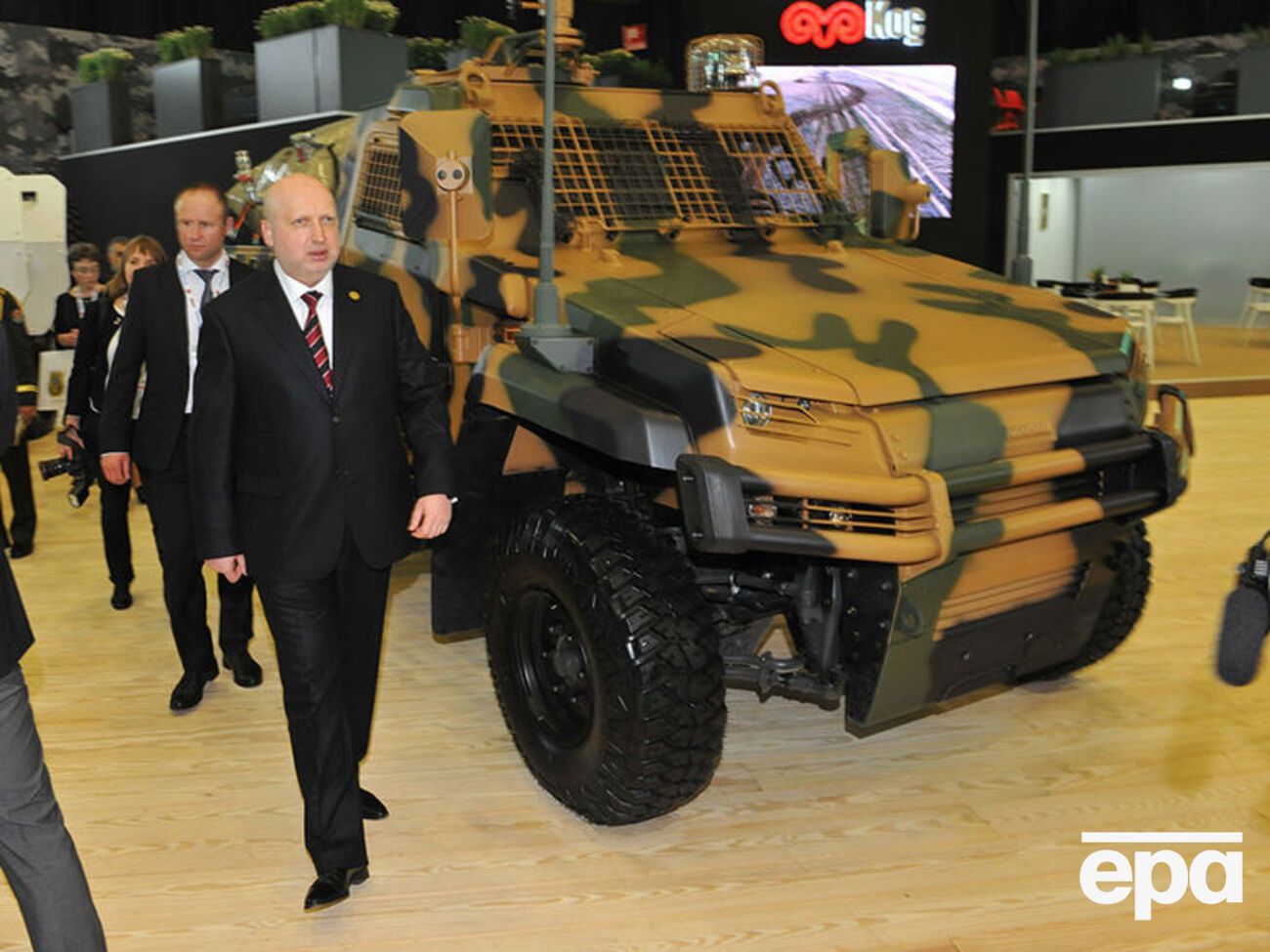 Турчинов: Нужно с воодушевлением начинать выполнять решение СНБО Украины уже сегодня