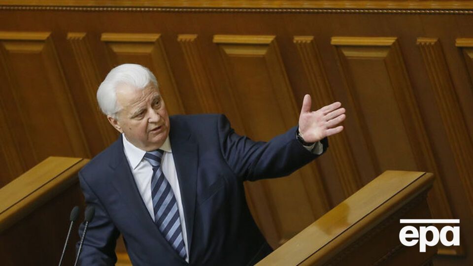 Леонід Кравчук після перенесеної операції почувається нормально, повідомило джерело видання "ГОРДОН"