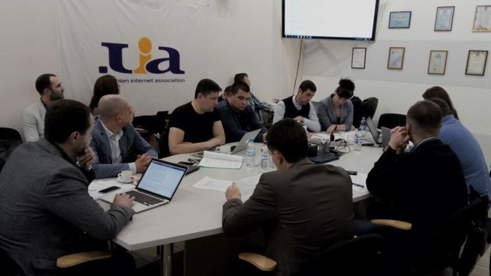 В Інтернет-асоціації України закликали владу консультуватися з експертами