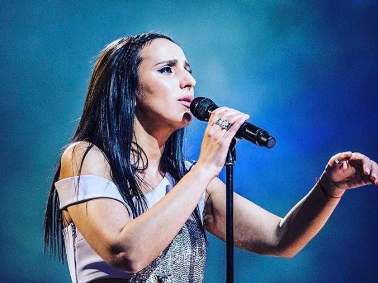 Джамала: Эта песня&nbsp;&ndash; обращение ко всем отчаявшимся, ко всем, кому нужна поддержка и опора