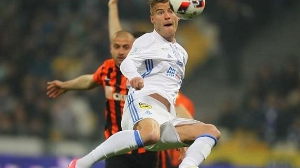 "Динамо" и "Шахтер" проведут матч в Харькове