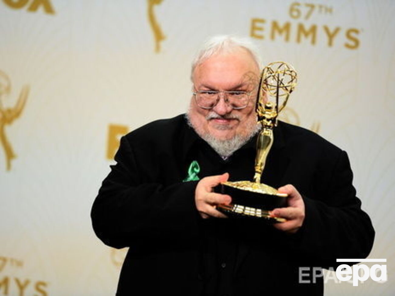 Мартин пишет романы, которые станут первоисточниками новых сериалов