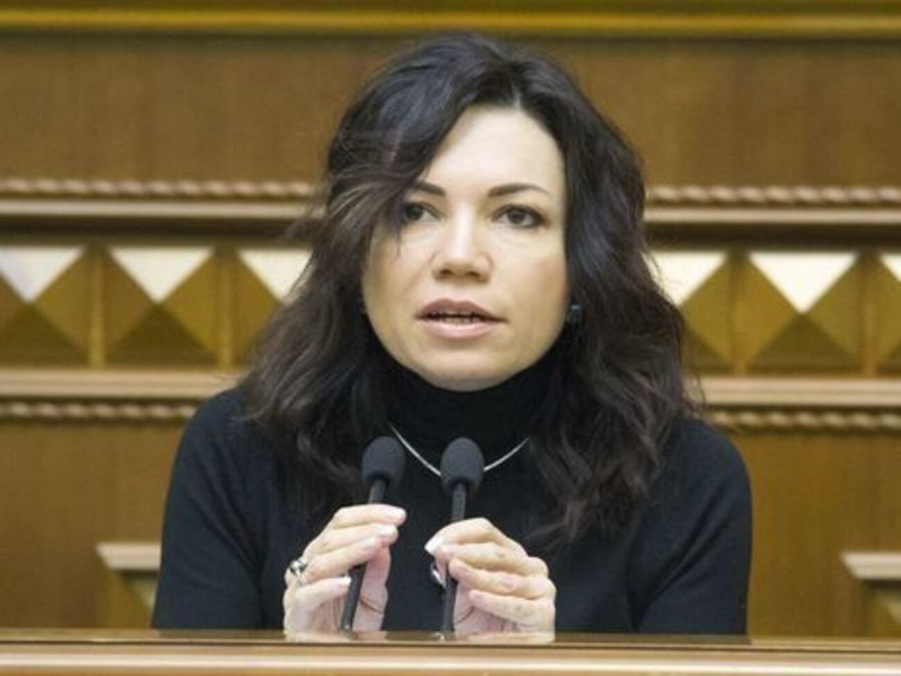 За словами Сюмар, у Нацполіції їй повідомили, що Устименка допитали