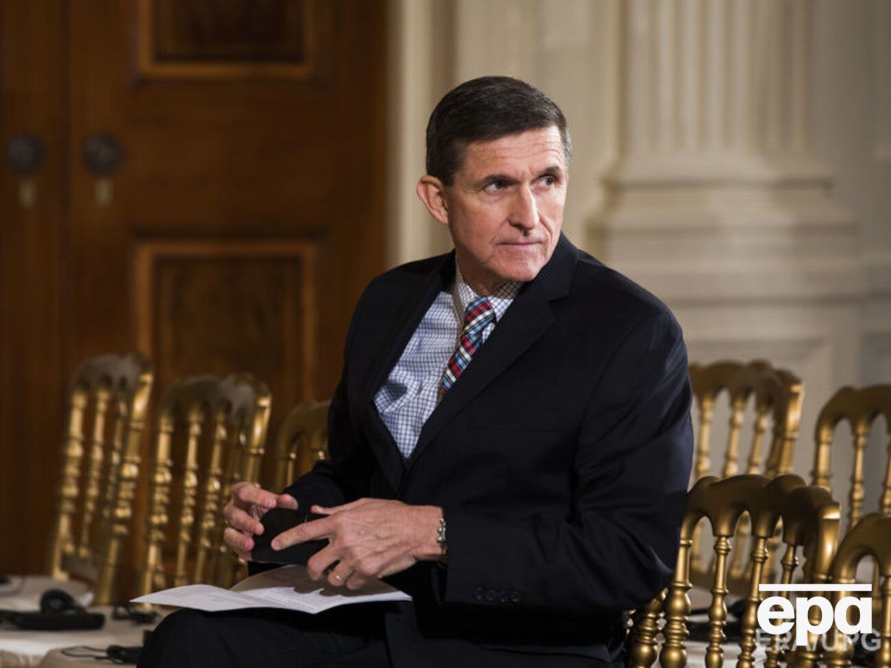 Команда Трампа знала про розслідування стосовно Флінна, пишуть ЗМІ