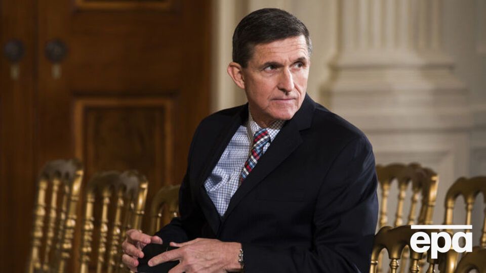 Команда Трампа знала про розслідування стосовно Флінна, пишуть ЗМІ