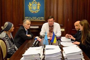 Луценко: Попереду – пошук і притягнення до відповідальності ще живих виконавців злочинних наказів