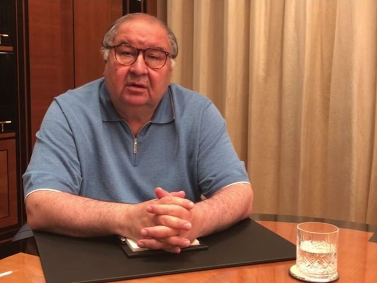 Журналіст Аркадій Бабченко порадив піарникам Алішера Усманова попрацювати над його іміджем