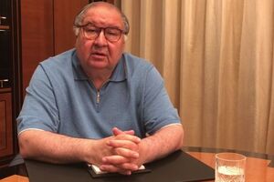 Журналіст Аркадій Бабченко порадив піарникам Алішера Усманова попрацювати над його іміджем