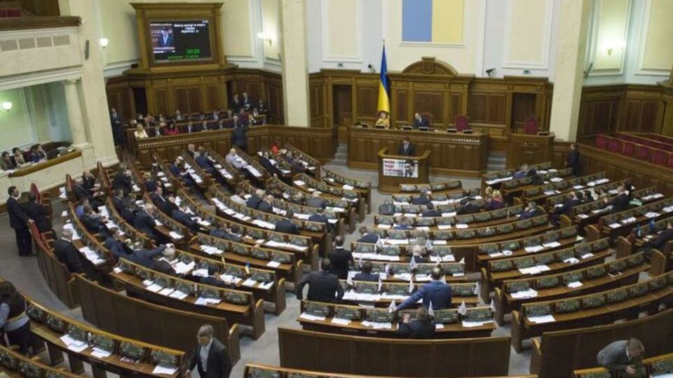 Парламент уточнил порядок оповещения о повестках в военкоматы