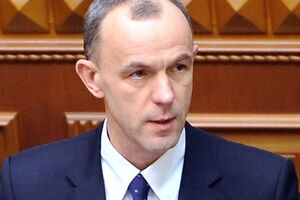 Изменения в Уголовный кодекс представлял с трибуны нардеп Кожемякин