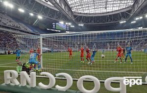 Новый стадион в Санкт-Петербурге должен принять матчи Кубка конфедераций в 2017 году и чемпионата мира по футболу в 2018 году