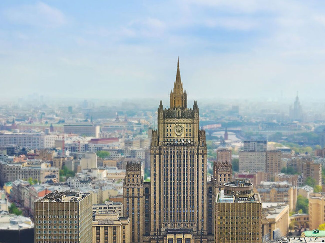 У МЗС РФ уважають, що від ухвалення санкцій проти Росії "у програші опиниться сама Канада"